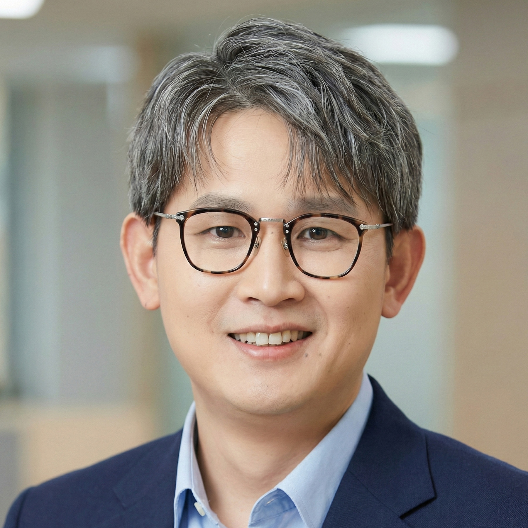 Tim - Graphic Designer